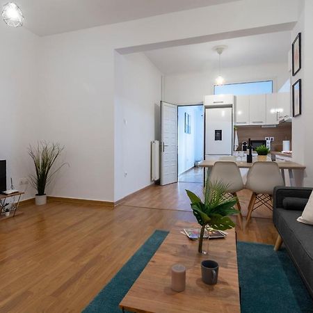 Modern 2Bd Apt In Athens , 3-Min Metro Εξωτερικό φωτογραφία