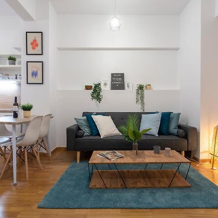Modern 2Bd Apt In Athens , 3-Min Metro Εξωτερικό φωτογραφία